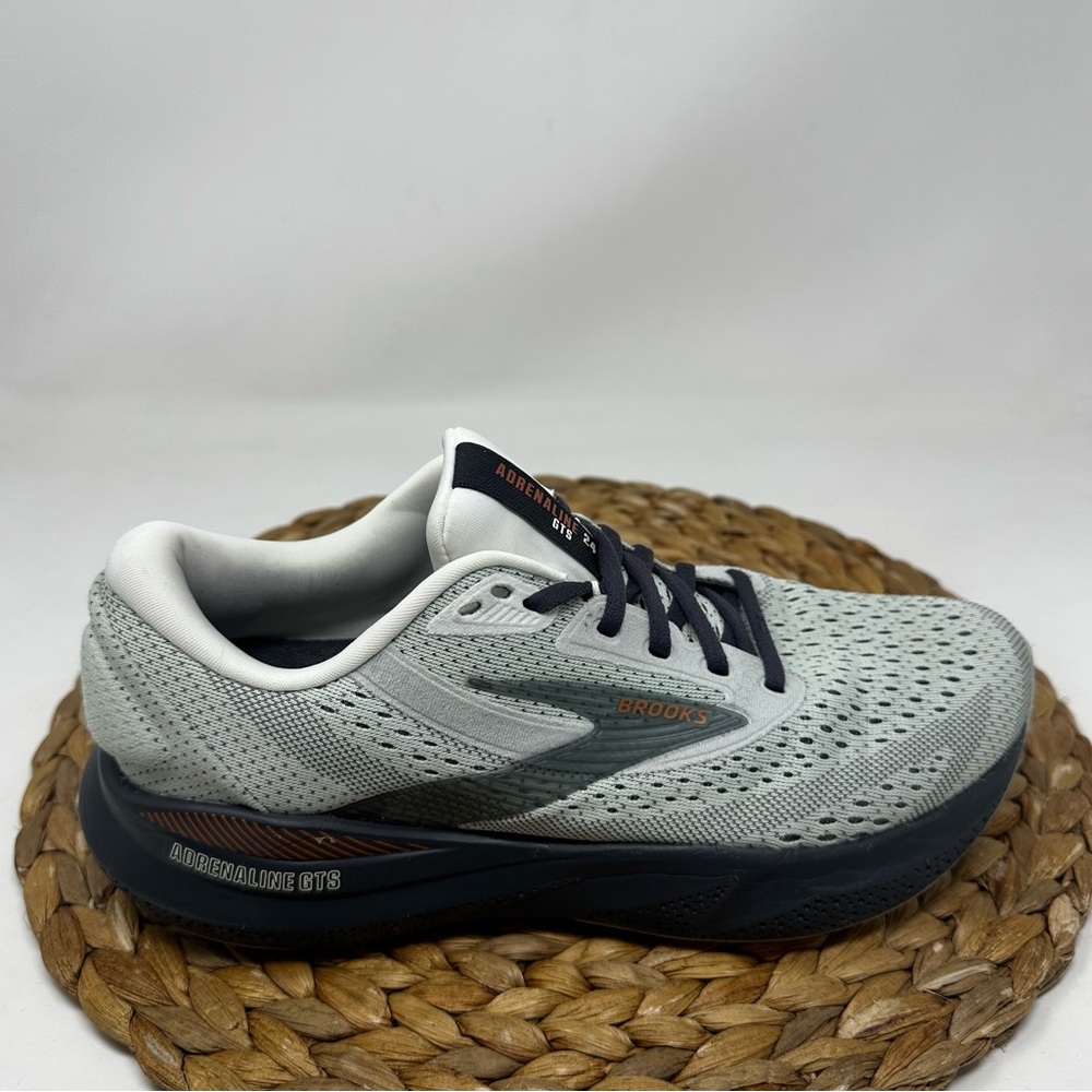 Brooks Adrenaline GTS Athletic Shoe in Light Gray and Navy with Copper Accent